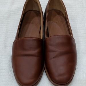 Nisolo Chestnut Leather Slip-Ons